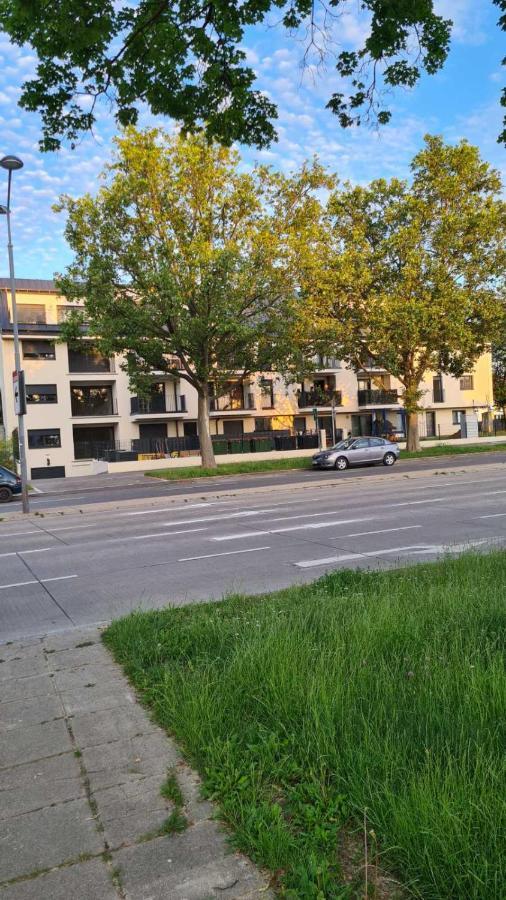 Top Apartments Kaiserebersdorf 维也纳 外观 照片